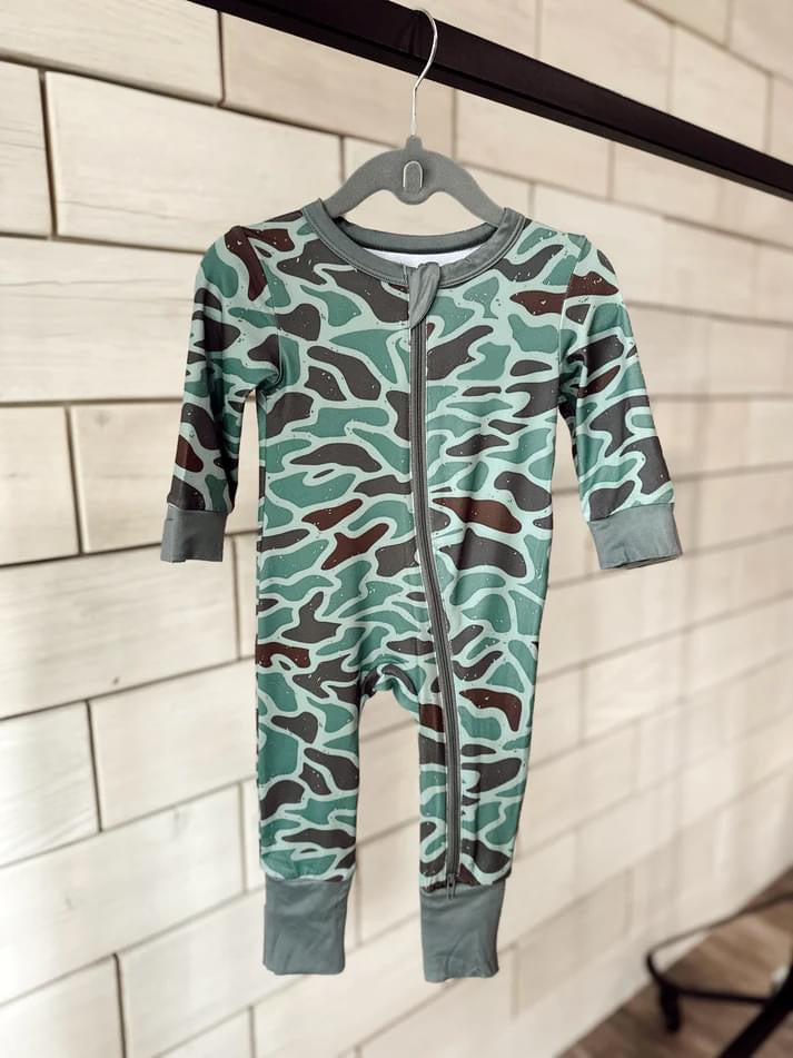 Kids camo zip ups