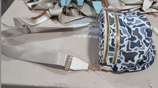 Camo Crossbody bag