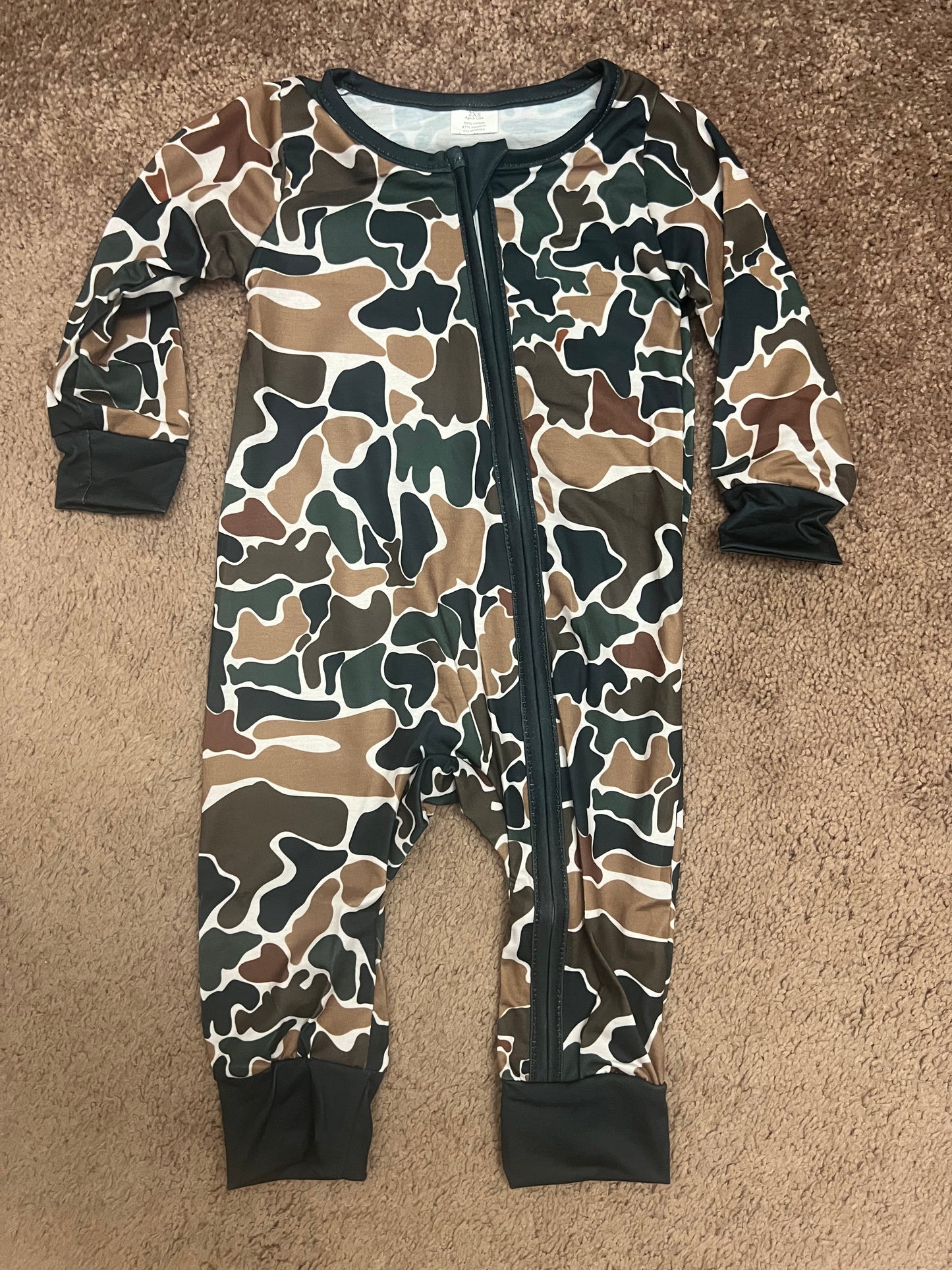 Duck camo kids zip up