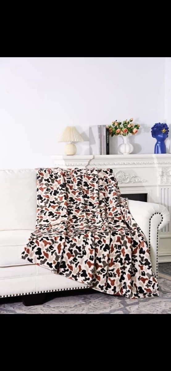 300+ Plush Blanket
