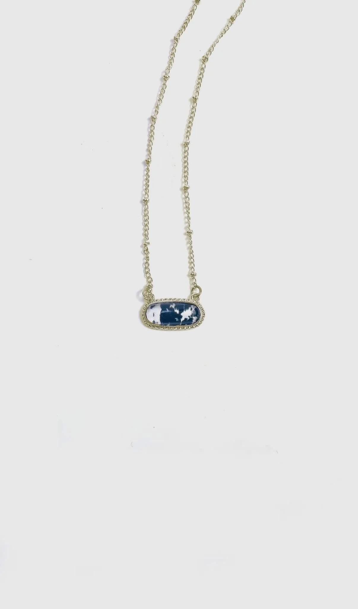 Oval necklace